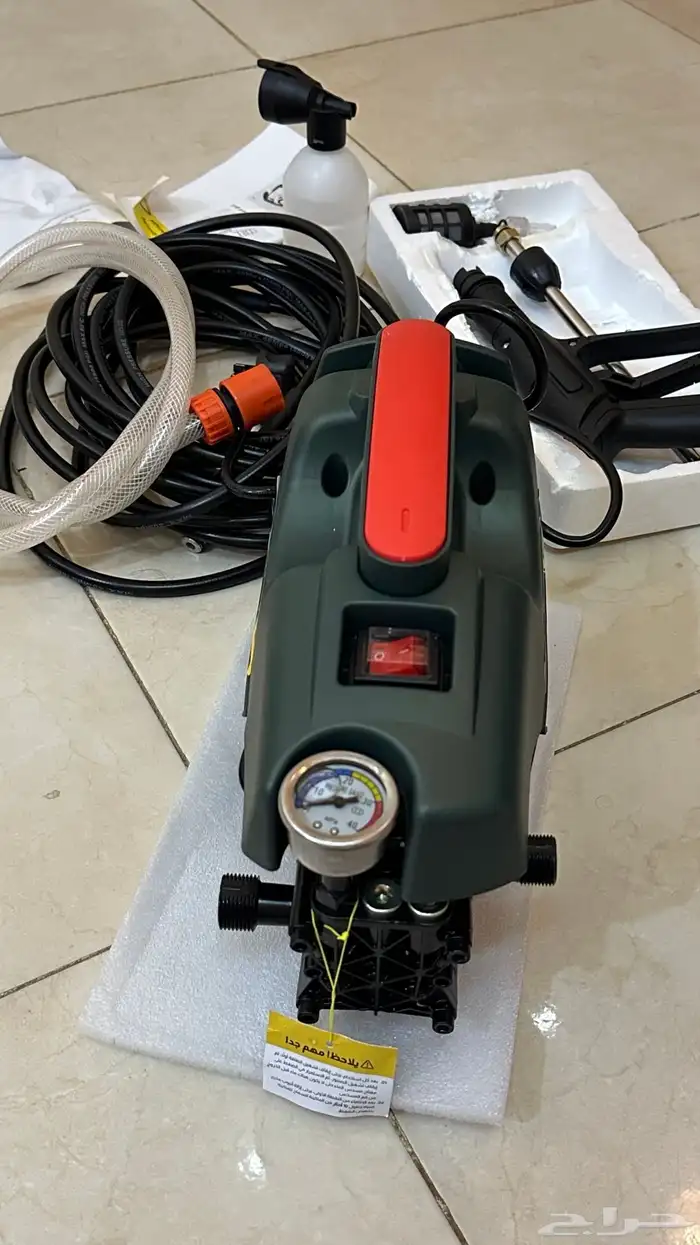 مكينه تنظيف او مضخه ماء 1