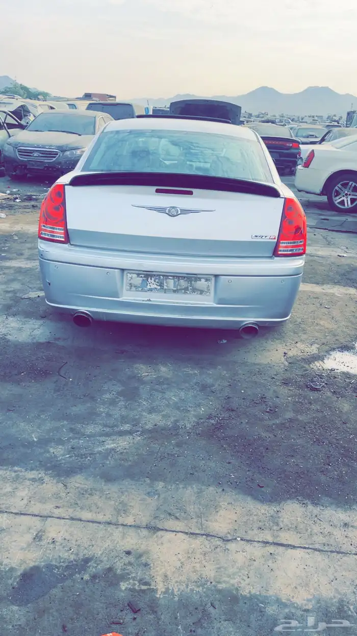 للبيع قطع غيار (6.1)SRT 2010تشليح الحمدانية 0