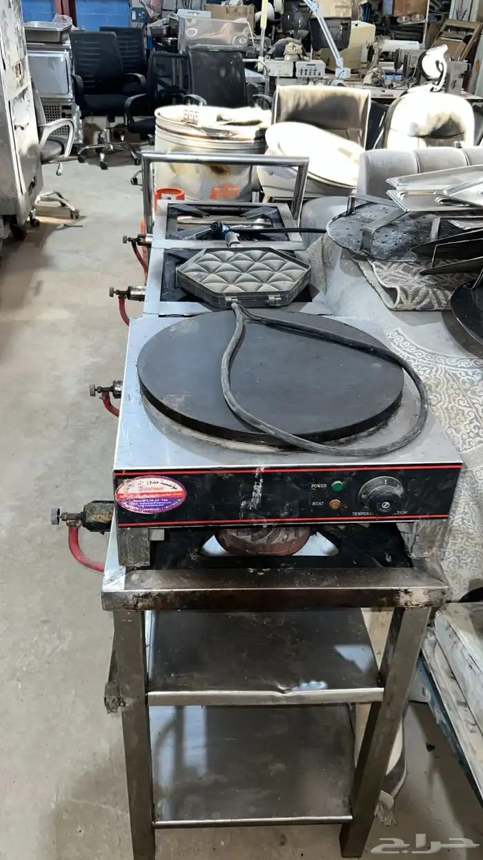 ساج وعجانة وفرادة خبز وثلاجة عرض متر ونص في متر ونص وطولت 11