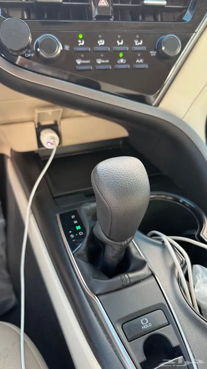 للبيع كامري مخزنه 19