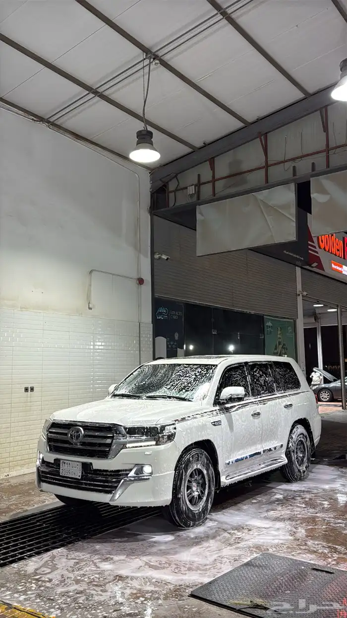 لاند كروزر 1