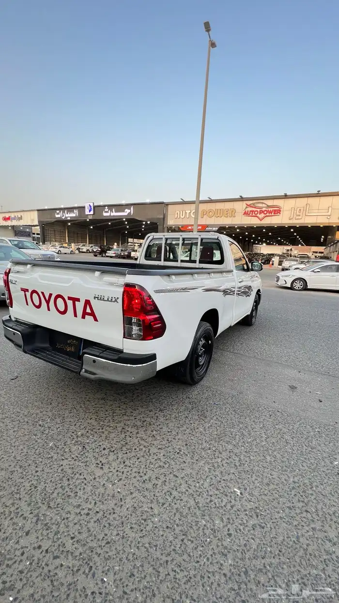 هايلوكس 2023 غماره GLX بنزين 7