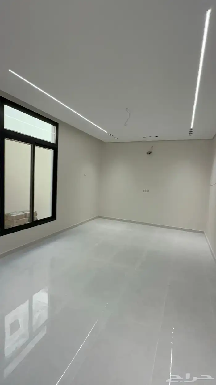 للبيع فيلا شبه منفصله 250 متر بالتاسع تصميم طيب 9