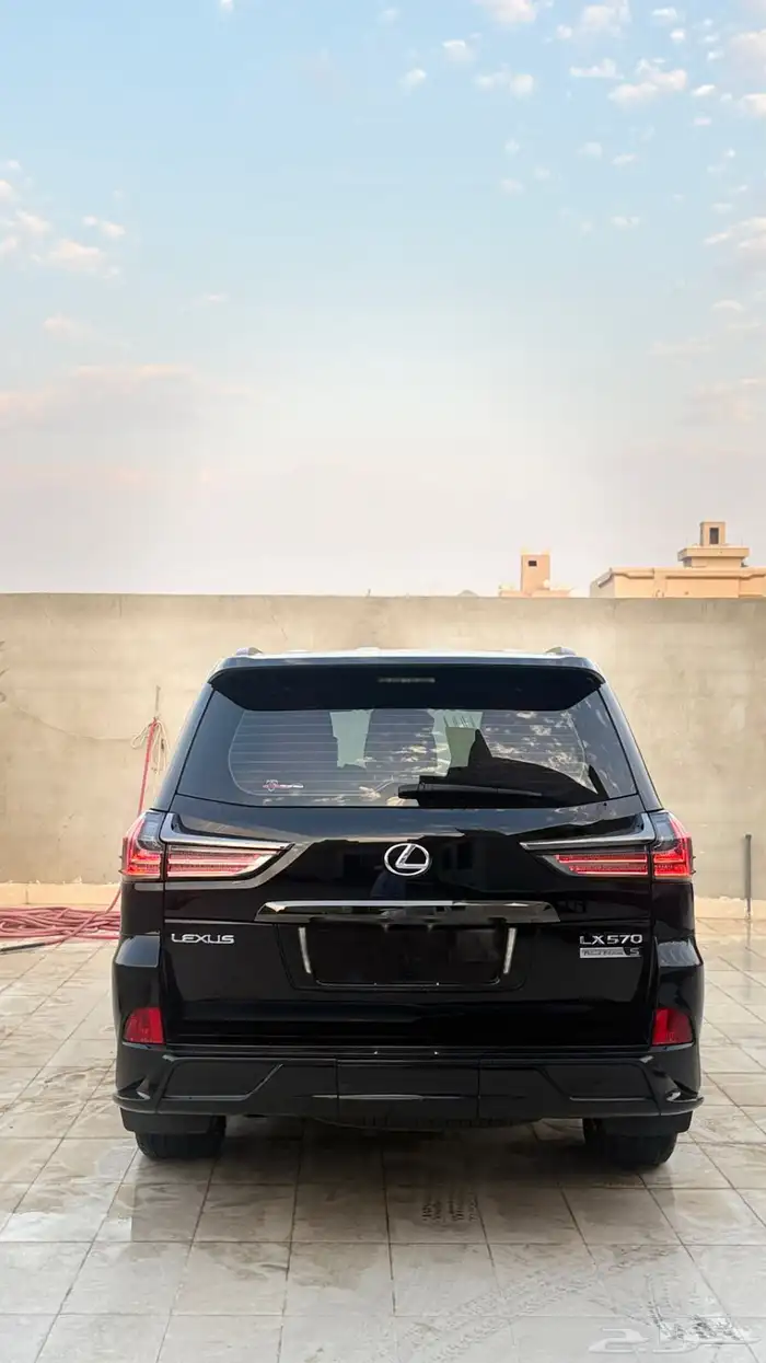 لكزس 2020 بلاك اديشن 3