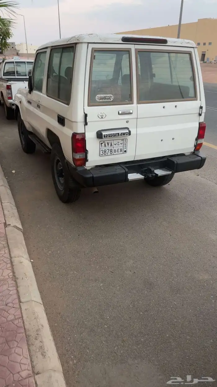 ربع 2011 بوليسي للبيع او للبدل 3