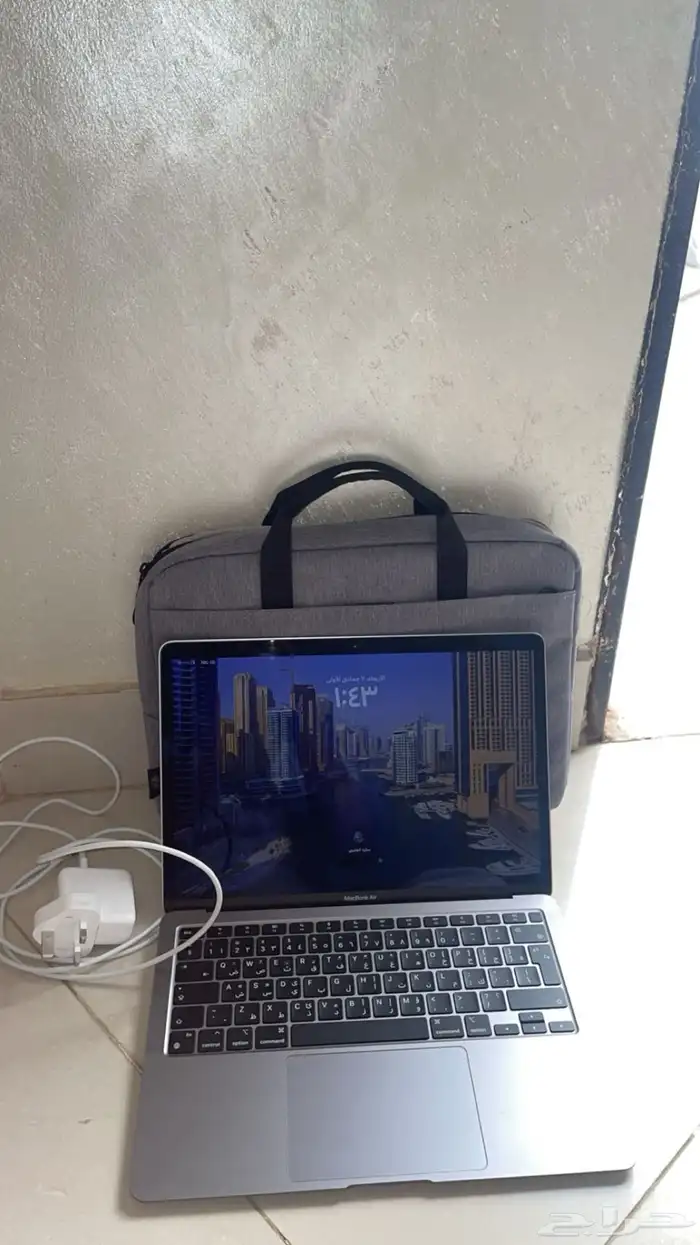 كمبيوتر ابل 0