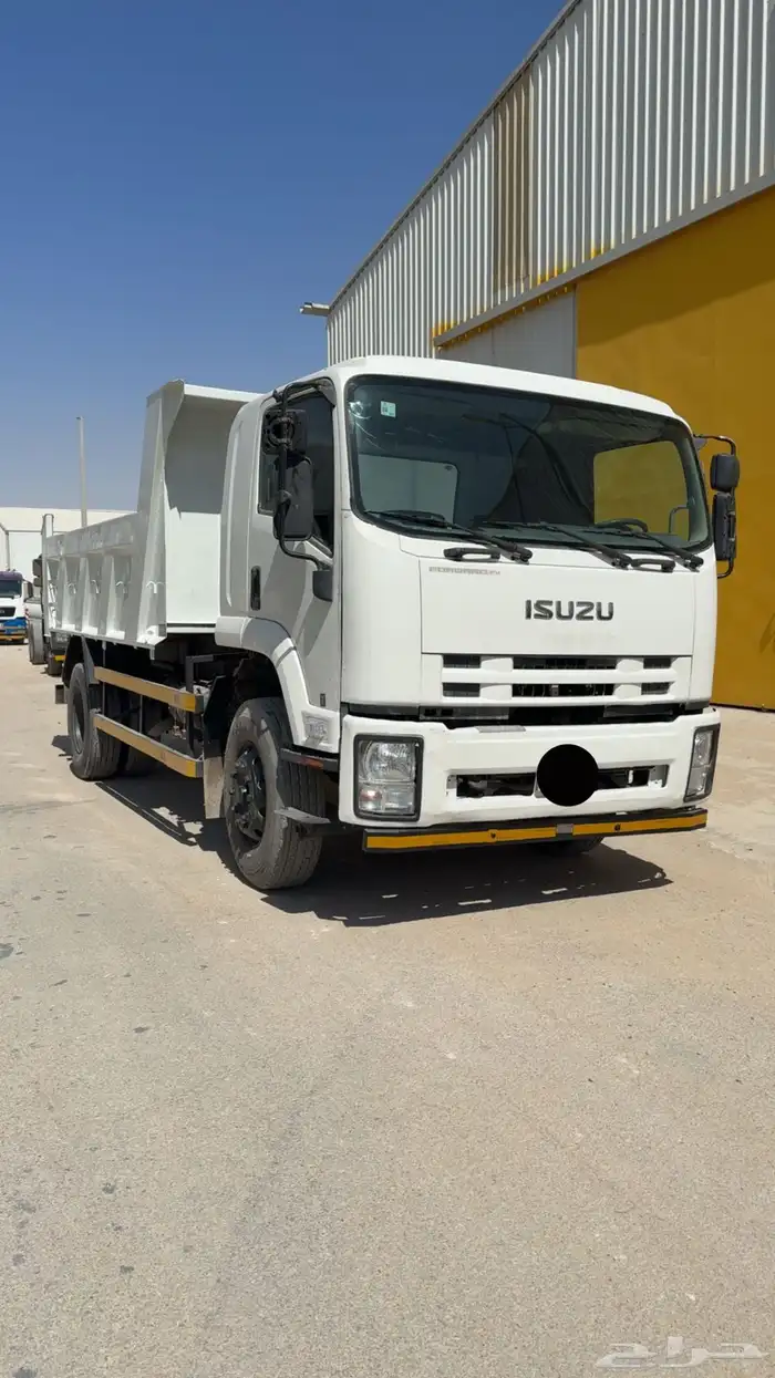 ايسوزو دينا قلاب كبير 20 طن لوري 0