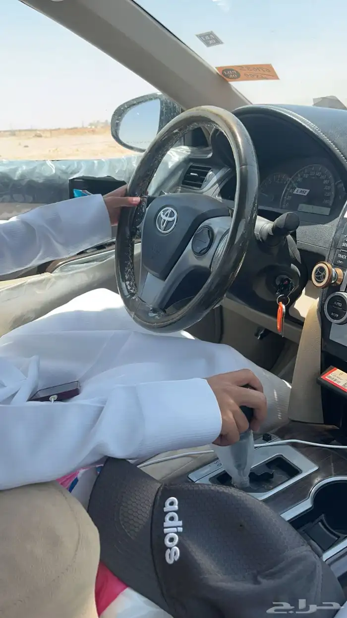 كامري 2012 GLX 8