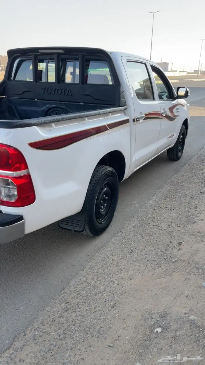 للبيع هايلوكس 2014 2