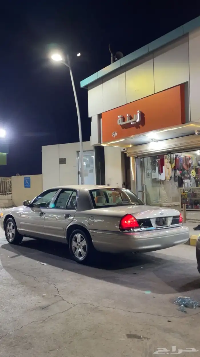 فورد فكتوريا 2007 1