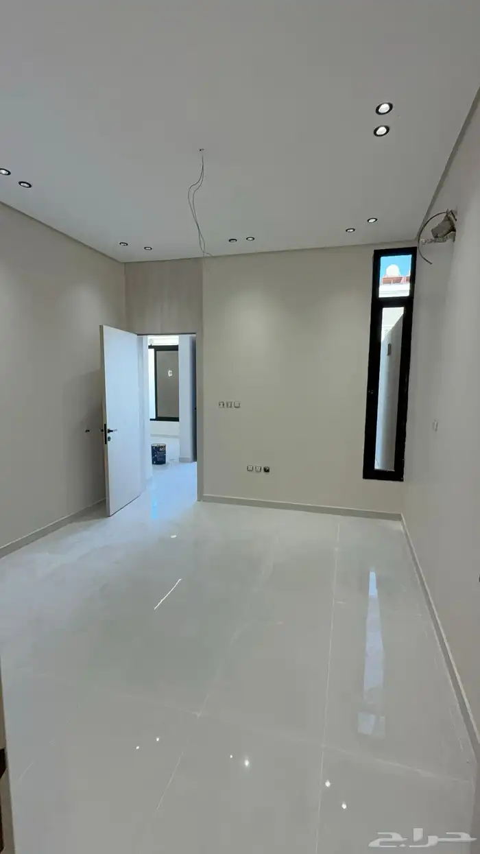 للبيع فيلا شبه منفصله 250 متر بالتاسع تصميم طيب 6