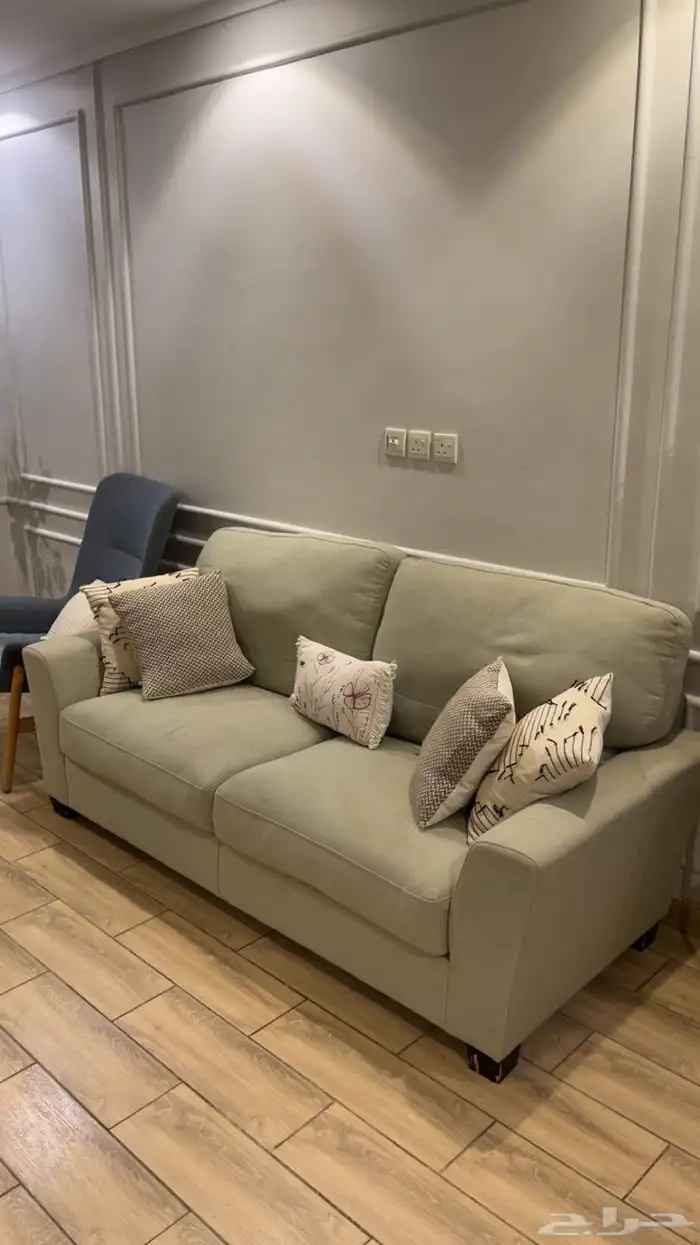 3 كنبات من هوم سنتر نظيفه 2