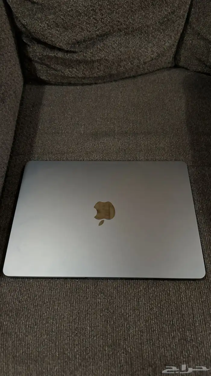 ماك بوك أير 2025 1