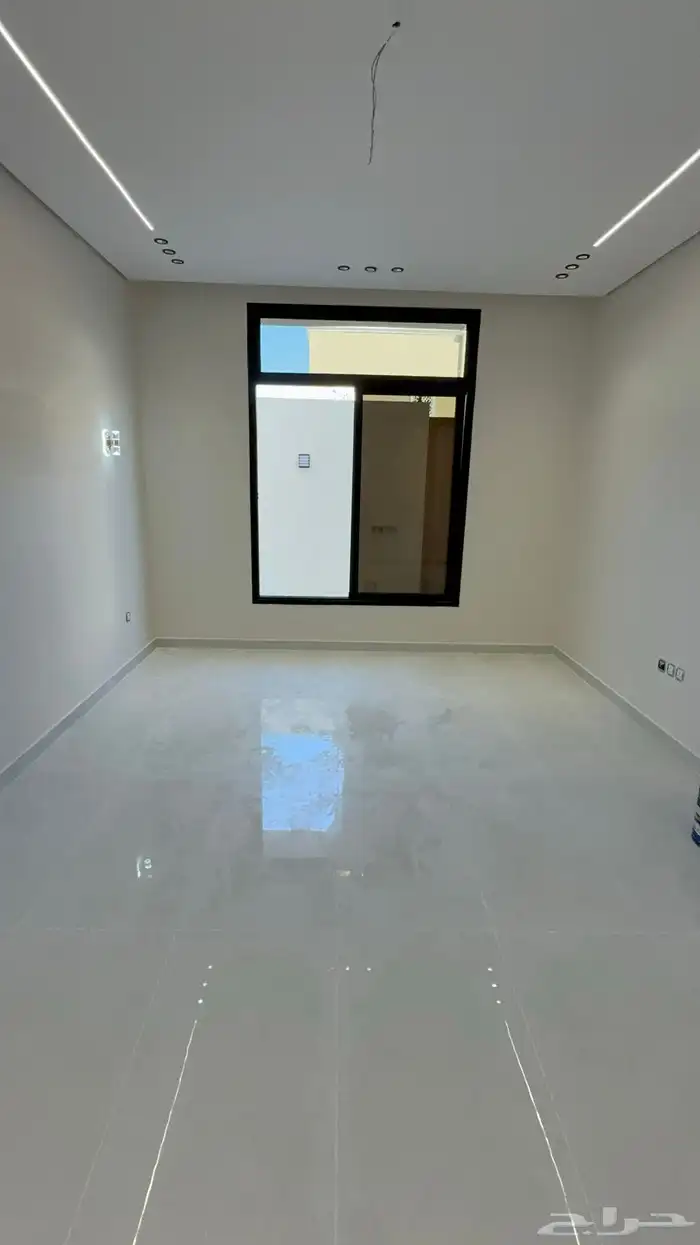 للبيع فيلا شبه منفصله 250 متر بالتاسع تصميم طيب 4