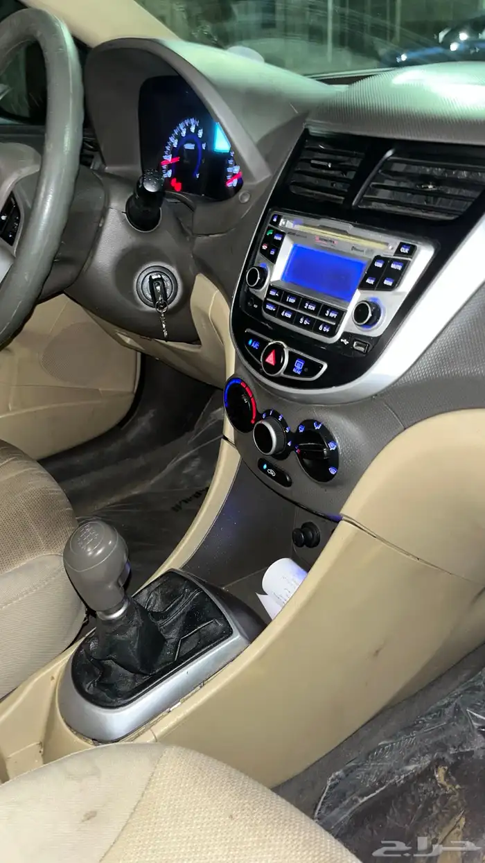 اكسنت قير عادي 5