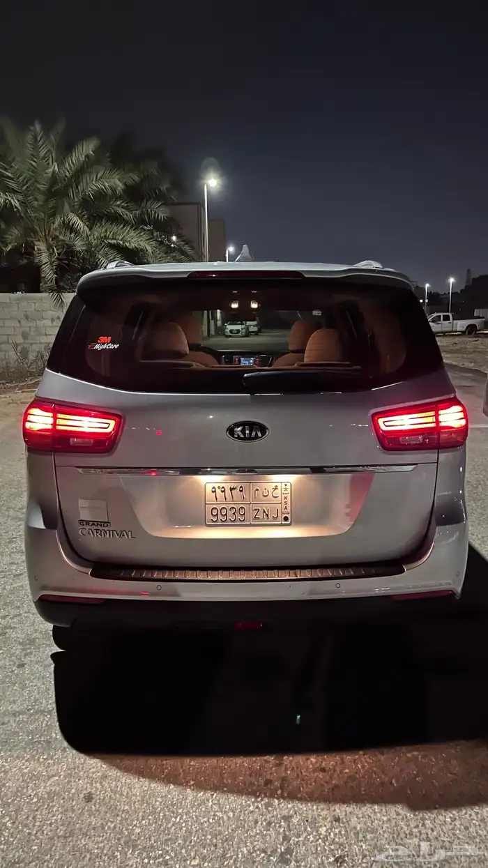 كيا كرنفال 2019 ( مخزنة ) على السوم 4