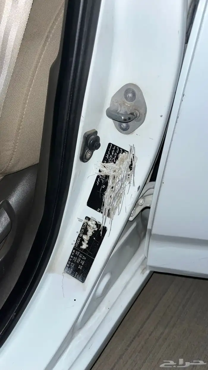 اكسنت قير عادي 8