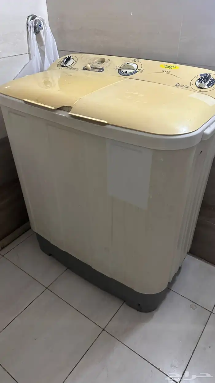 سرير بالمرتبه ومكيف وبوتاجاز بالفرن وغساله للبيع 3