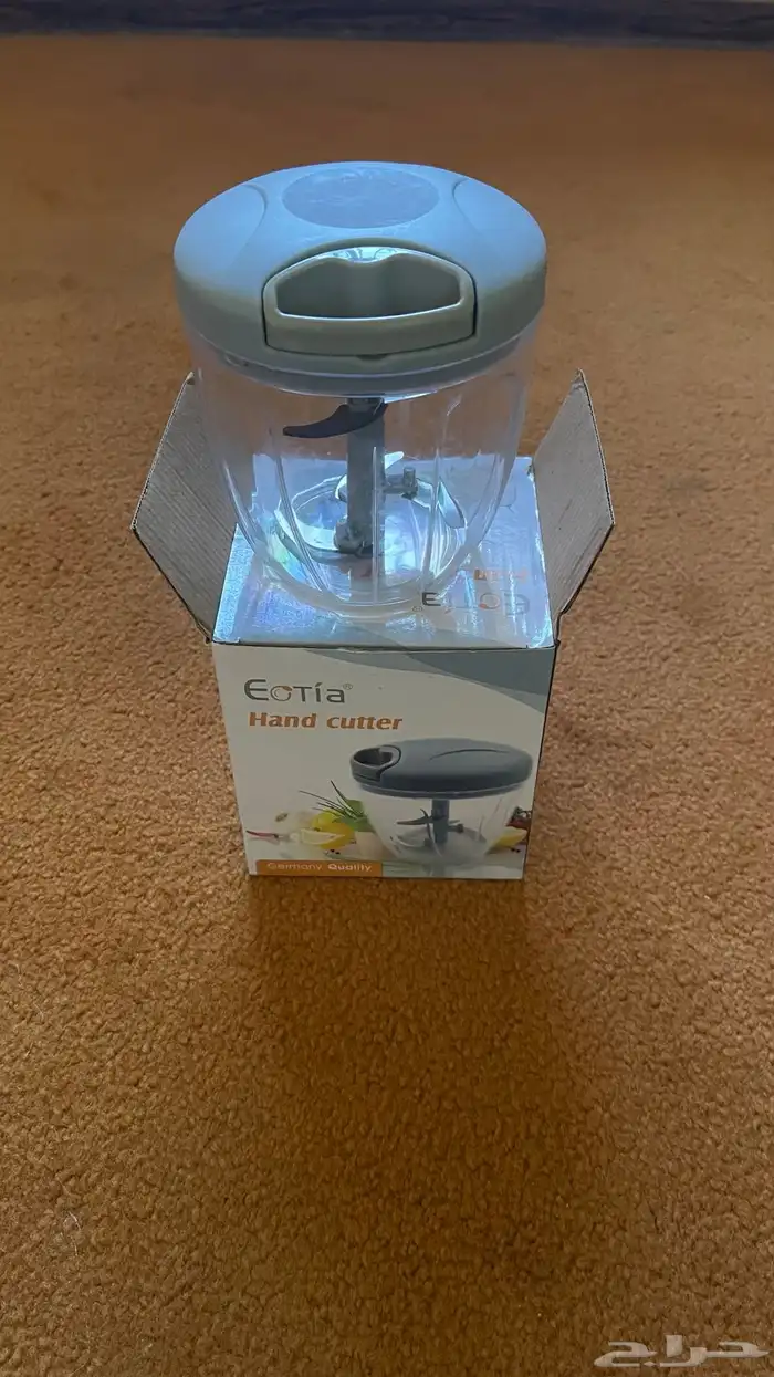 مجموعت اغراض شبه جديده للي يبغاها كامله 28 قطعه 100 ريال كل 27