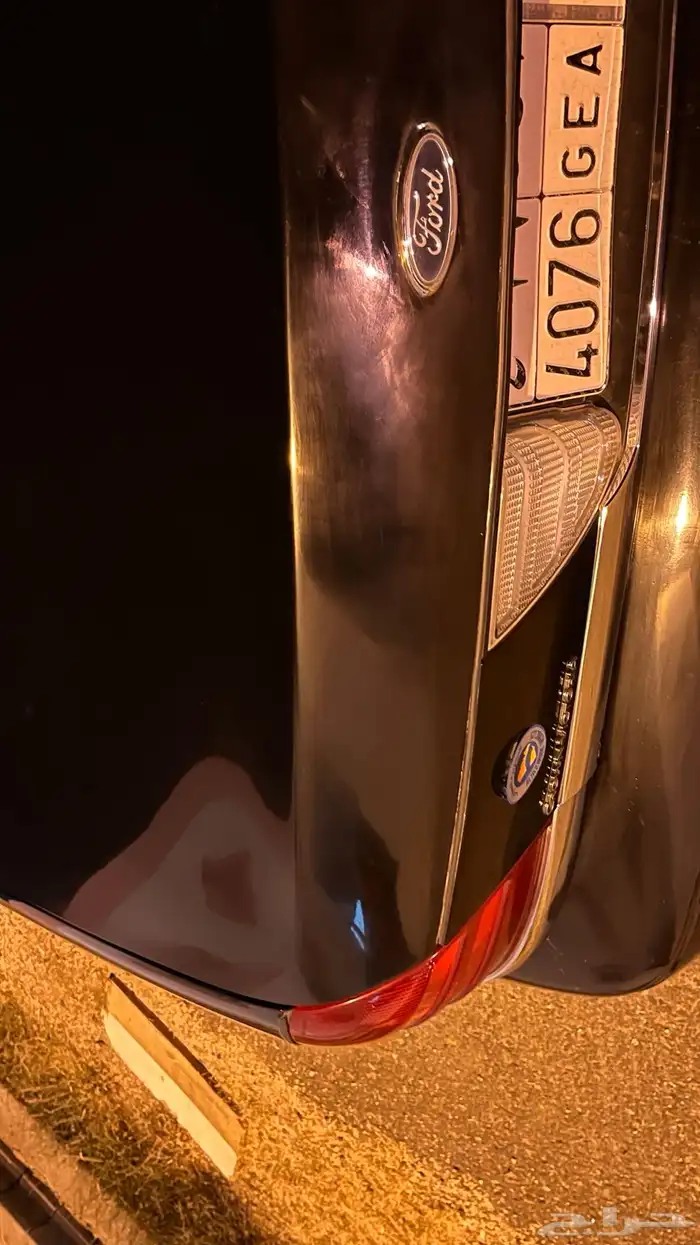 فورد فكتوريا 2009 11