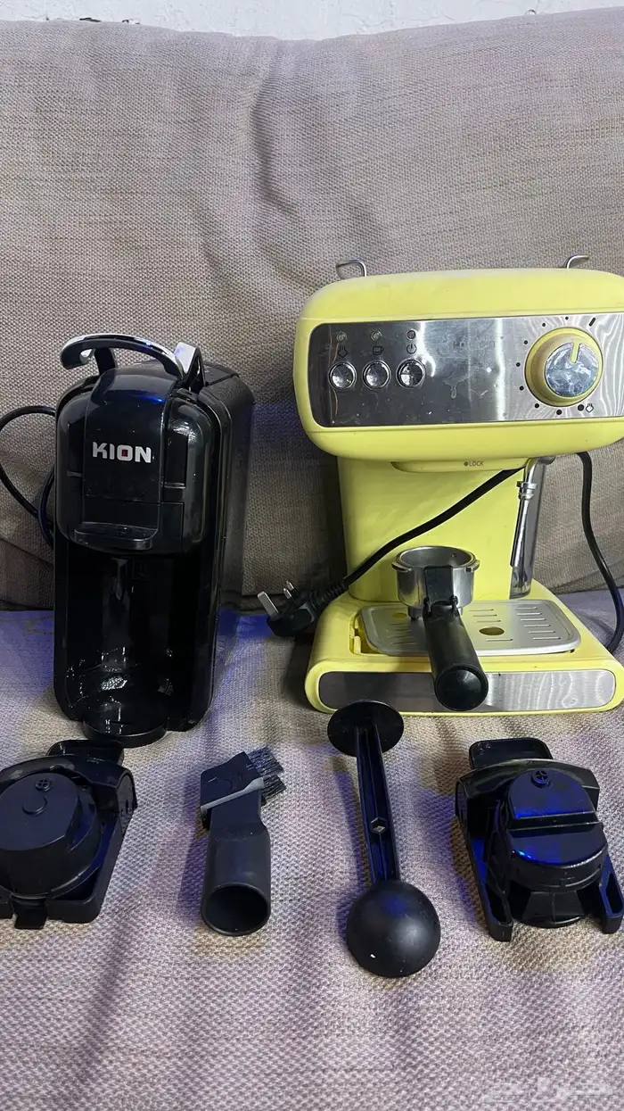 آلتين قهوه اسبريسو واحد يدوي والثانيه كبسولات 0