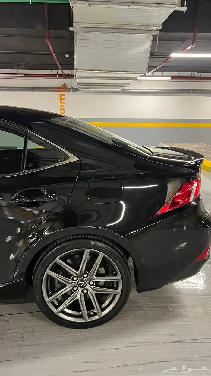 لكزس is200 مخزن 2016 10