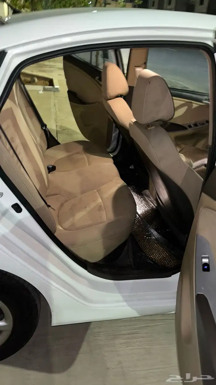 اكسنت قير عادي 7