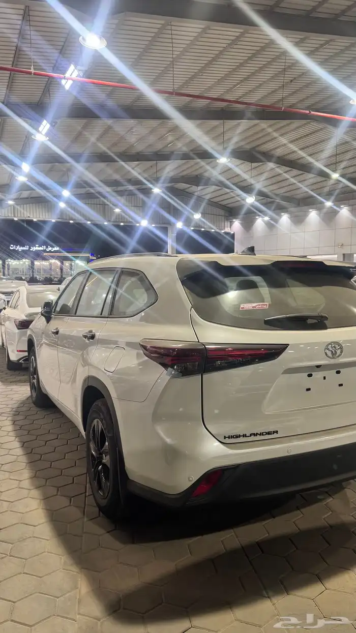 تويوتا هايلاندر بلاك اديشن موديل 2025 عرض بنك الانماء 1