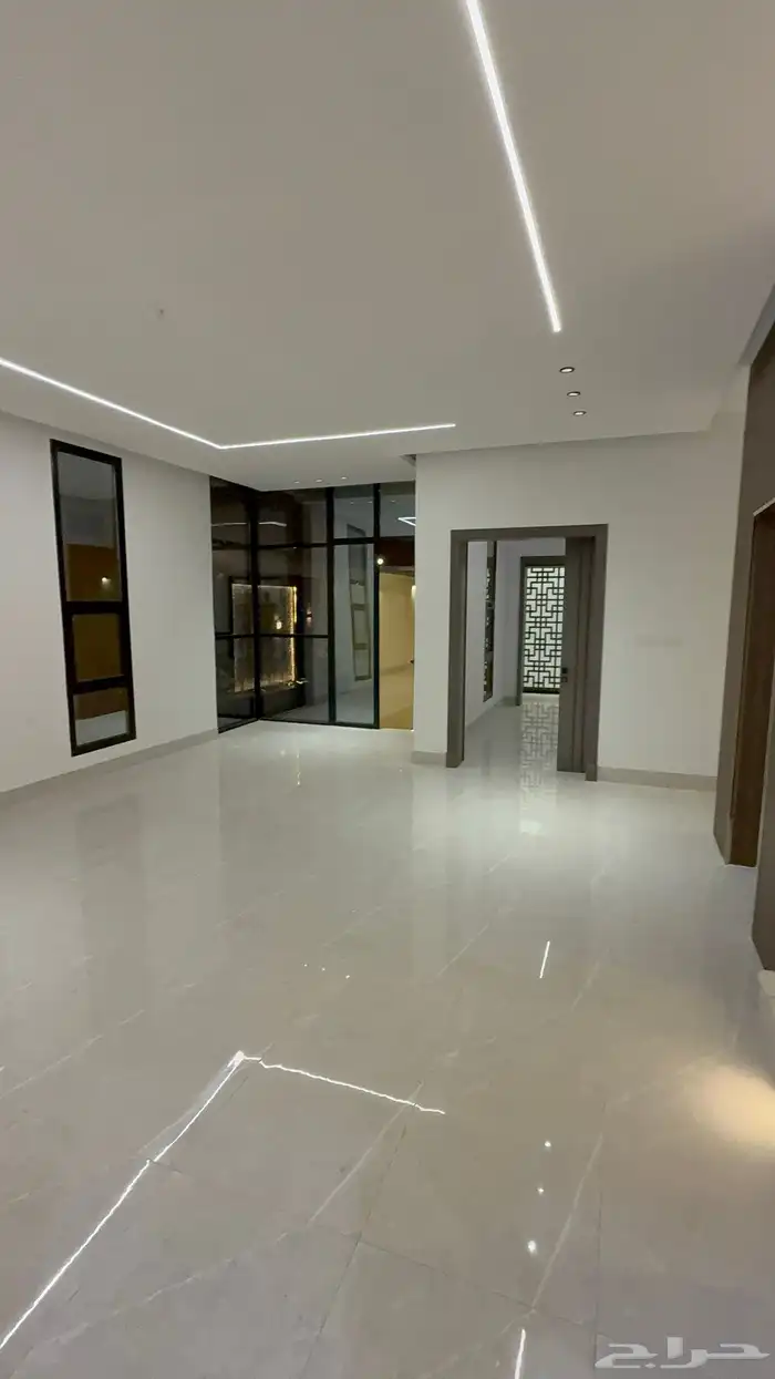 للبيع فيلا دوبلكس منفصله 325 متر مرتبه بالشعله 19