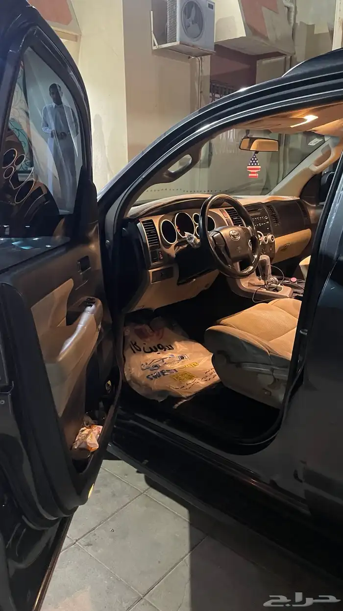 للبيع سكويا 2015 نضيف 4