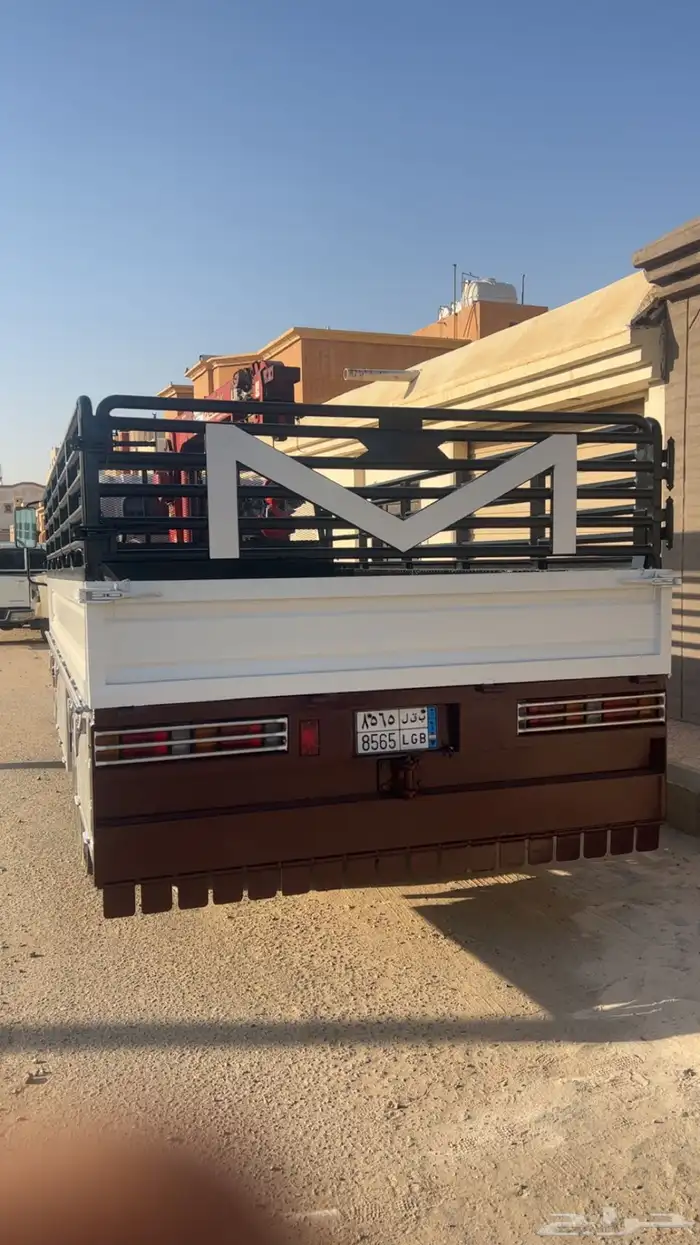 صندوق للبيع 1