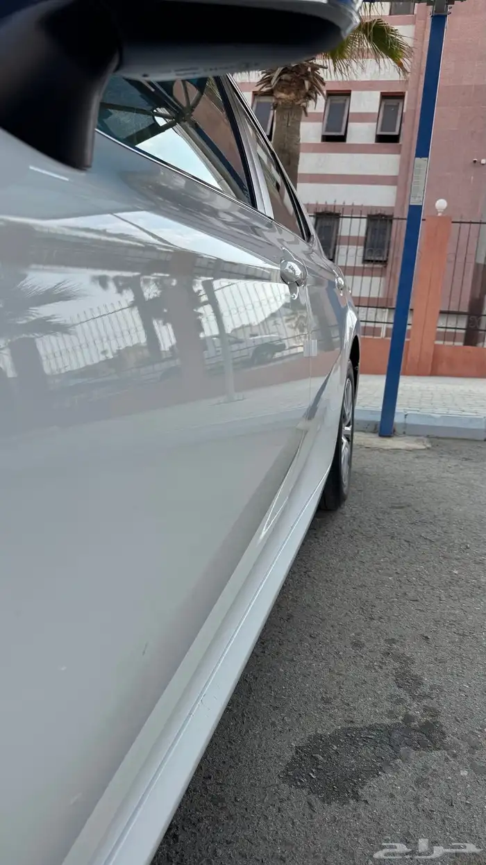 للبيع كامري مخزنه 9