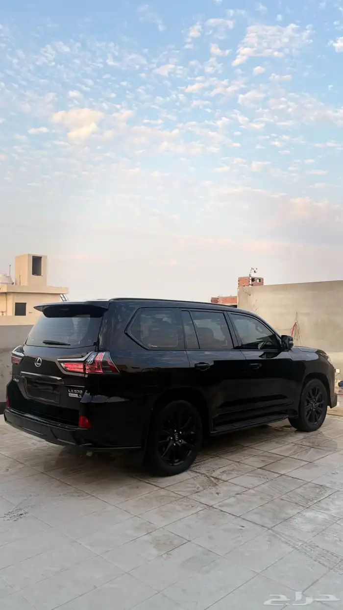 لكزس 2020 بلاك اديشن 5