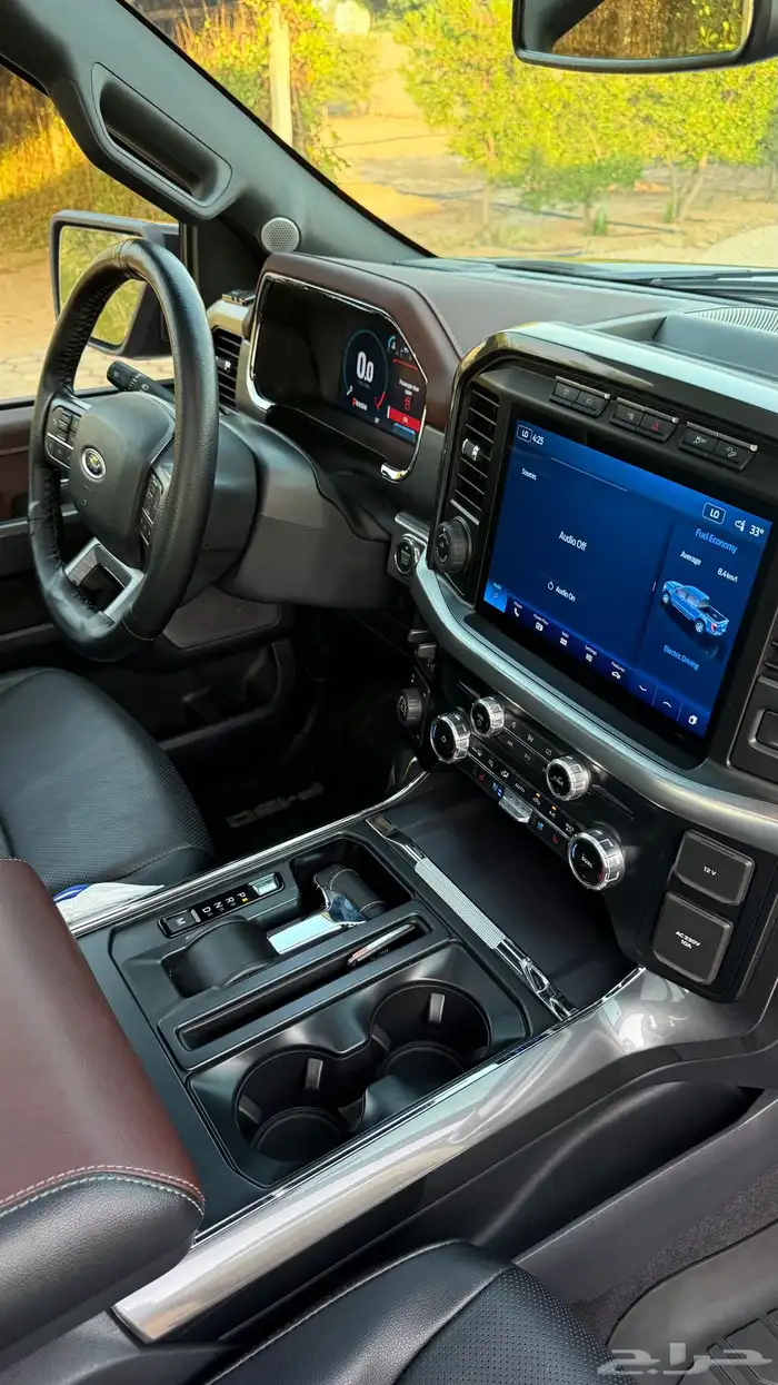 فورد f150 2023 مالك أول لاريت وارد ناغي أسود 43