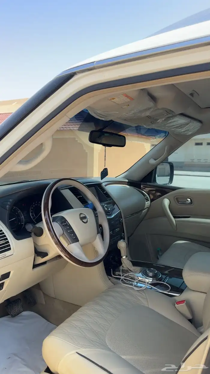 نيسان بلاتينيوم 2010 6