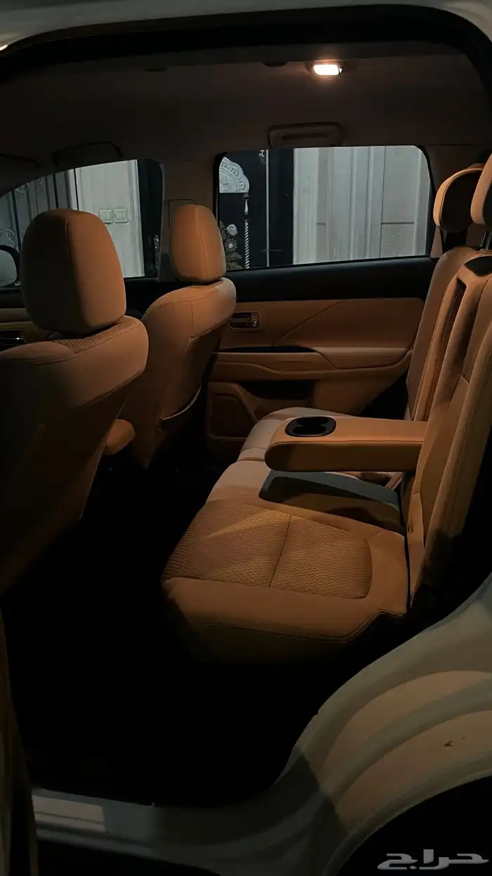 مستبيشي اوتلاندر 4