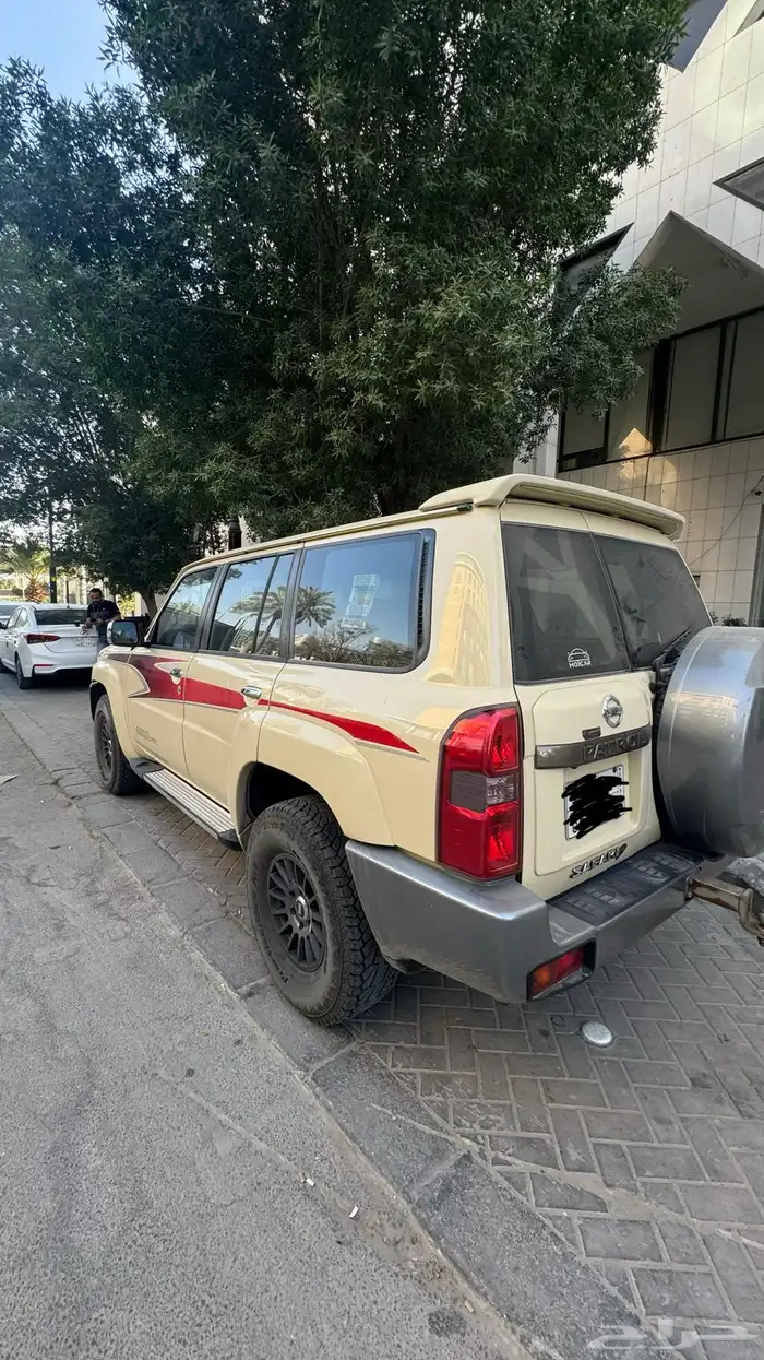 للبيع نيسان باترول 2017 سفاري تماتيك 5