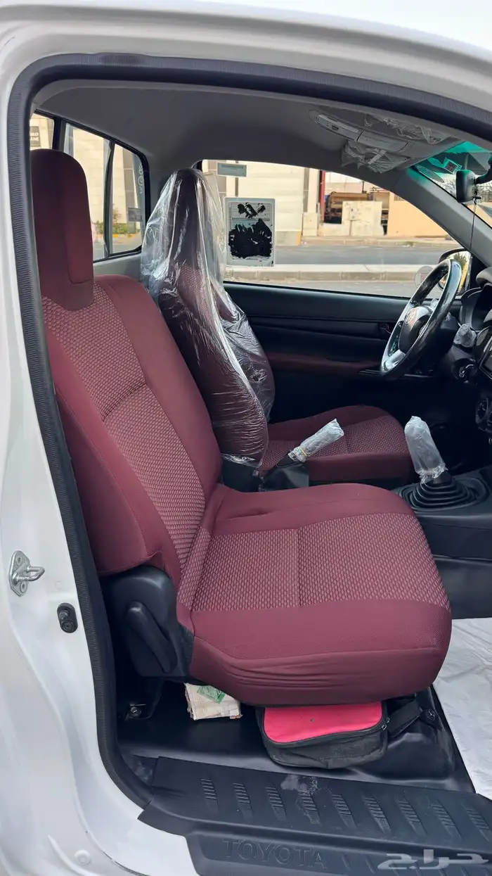 هايلوكس غماره بنزين 2023 11