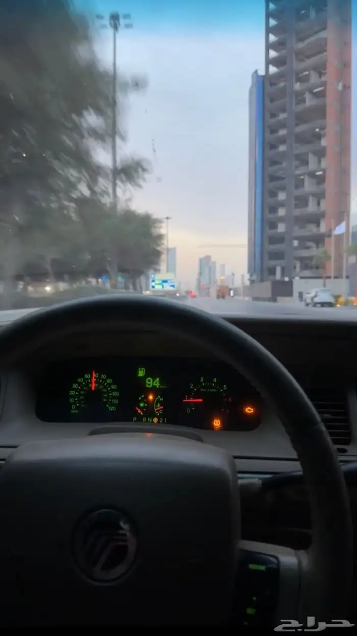 فورد ماركيز 2011 8