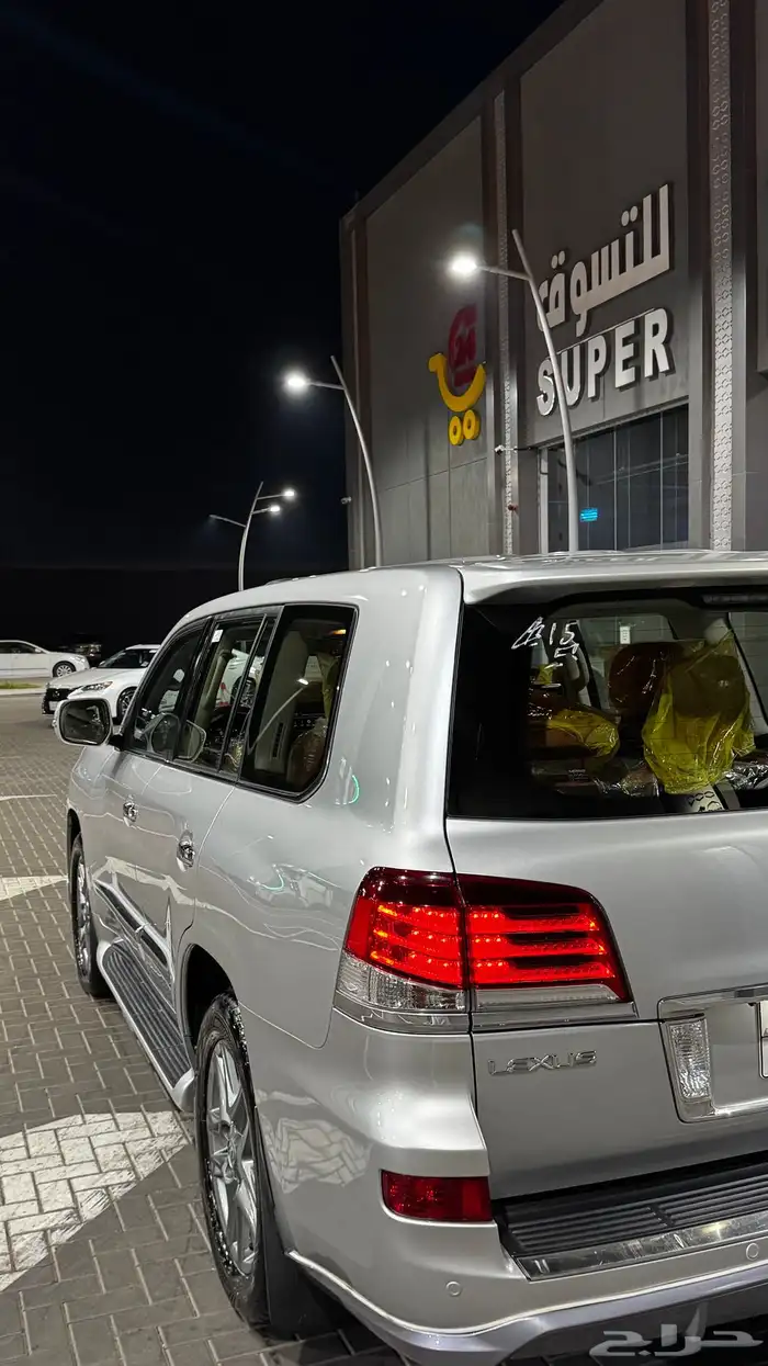 لكزس LX570 2014 فل DD 11