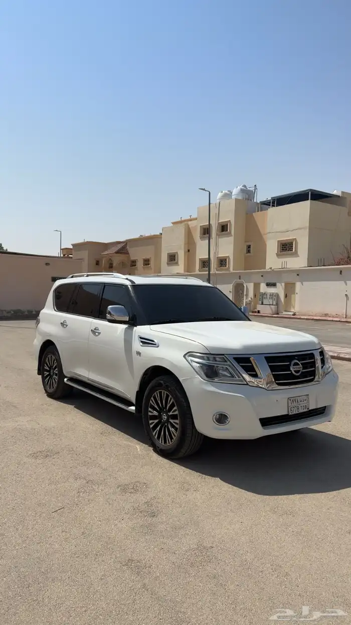 نيسان بلاتينيوم 2010 1