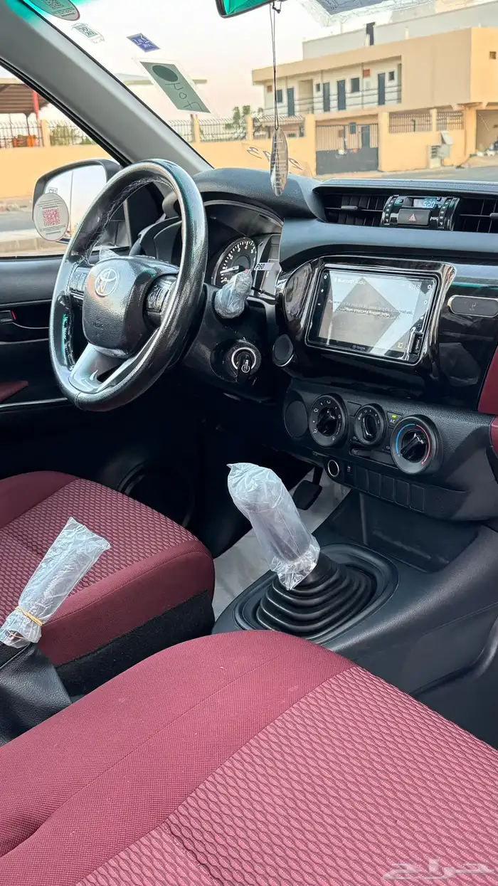 هايلوكس غماره بنزين 2023 14