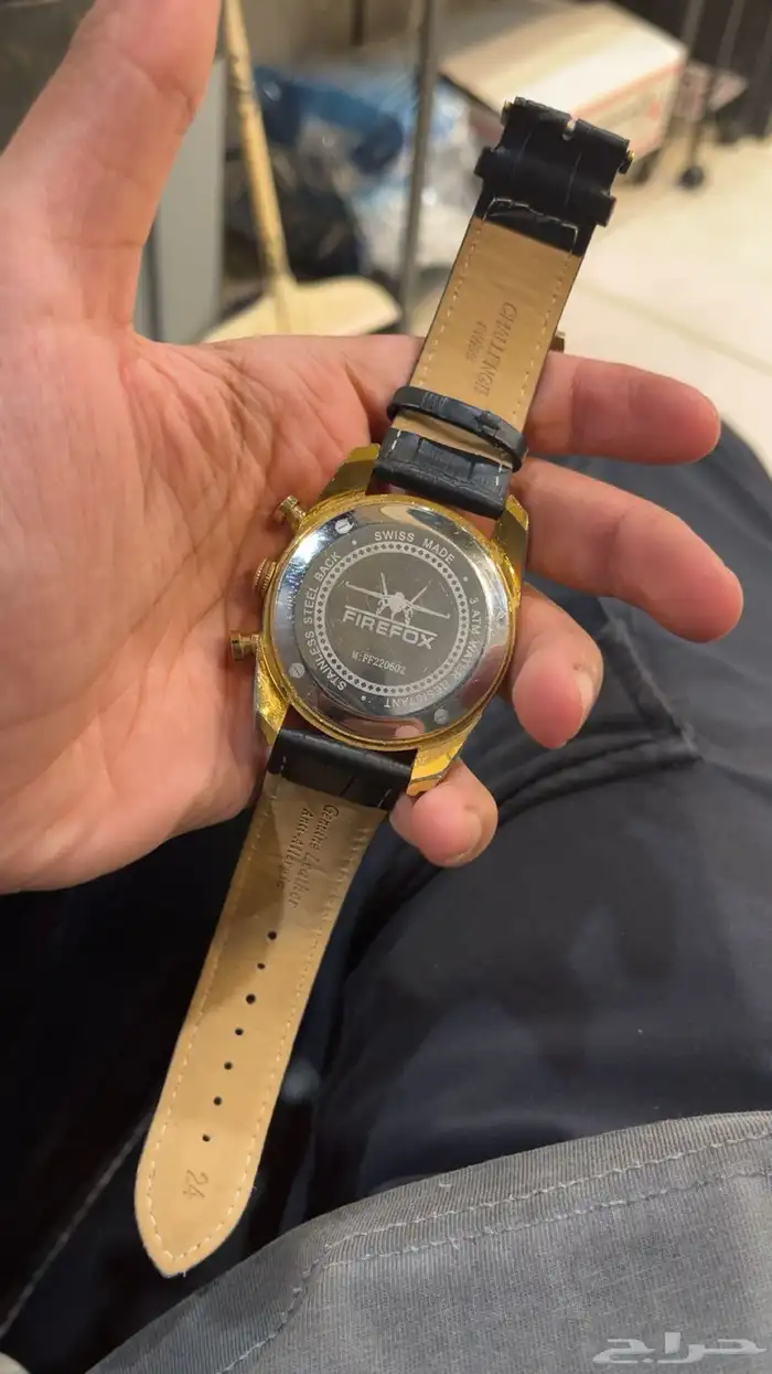 ساعا ناظيفة سيعرها جديدا 1500ريال علي سوم حايكوم الله 0