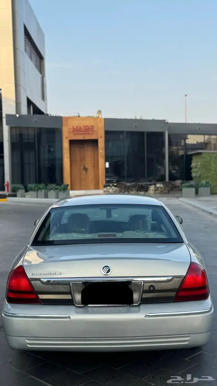 للبيع فورد جراند ماركيز 2010 فل كامل امريكي 7