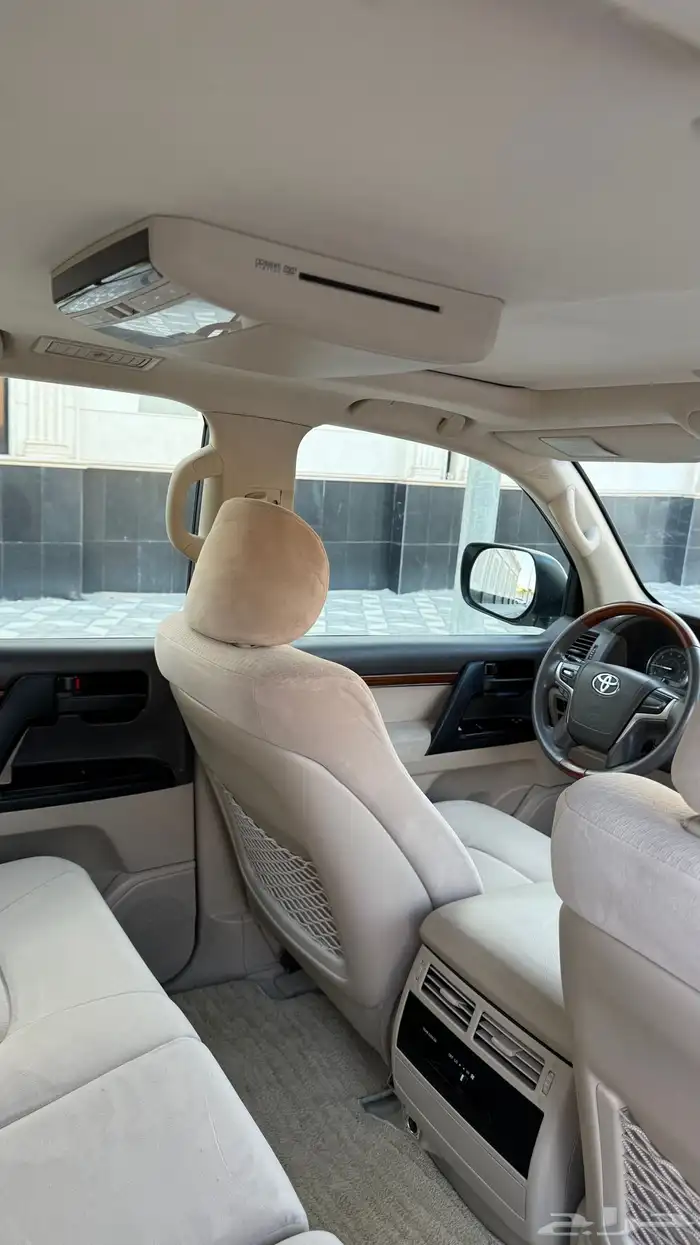 لاندكروزر 2018 8 سرندل GXR 33