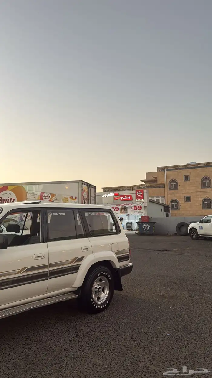 صالون  ي اكس آر 1