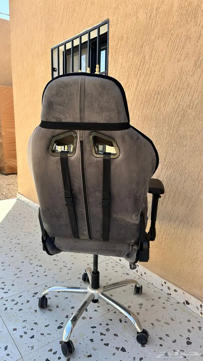 كرسي قيمنق اكس ليدر رمادي مخمل 3