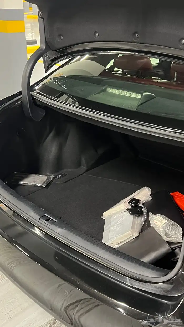 لكزس is200 مخزن 2016 4