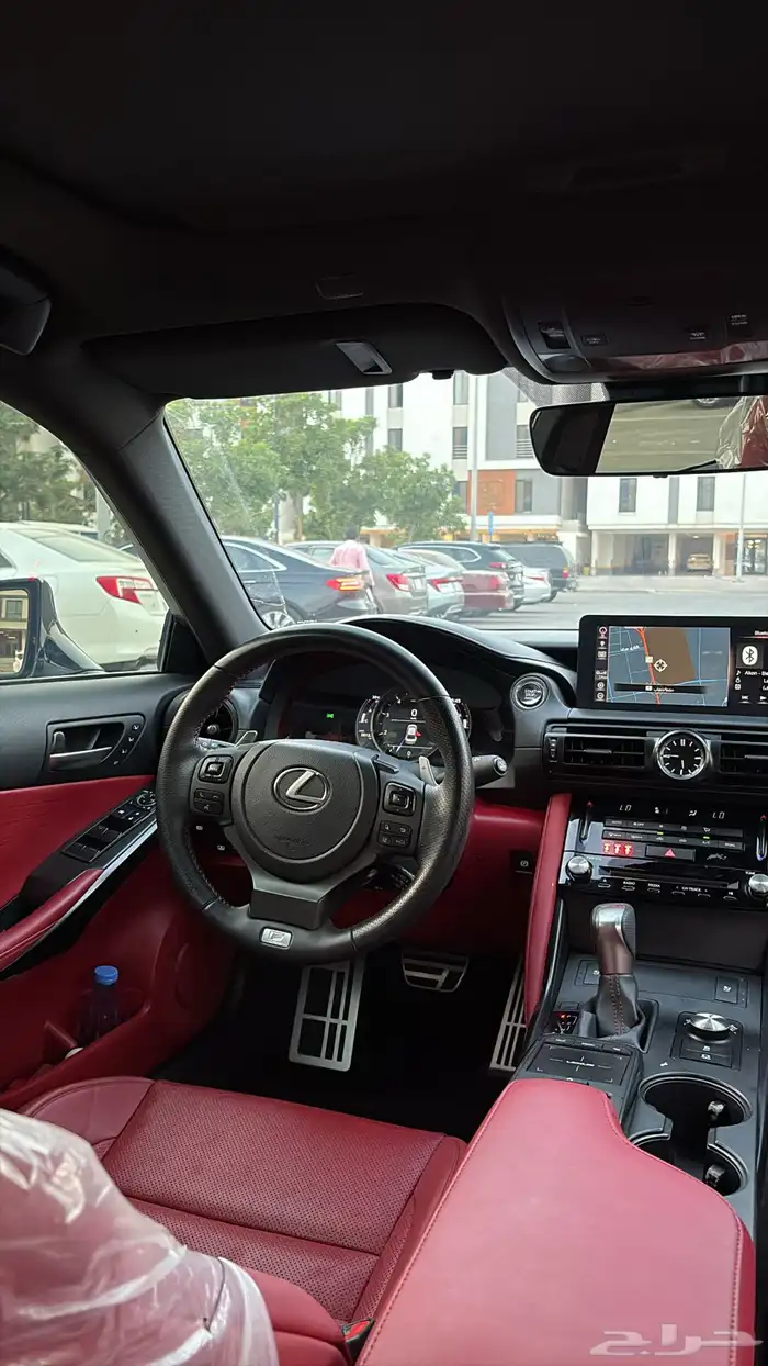 لكزس IS 350 F-sport 2023 5
