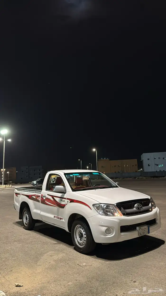 هايلكس 2010 مباع 2